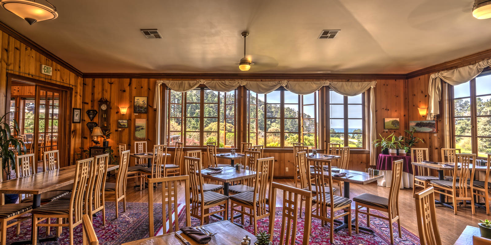 ravens dining room